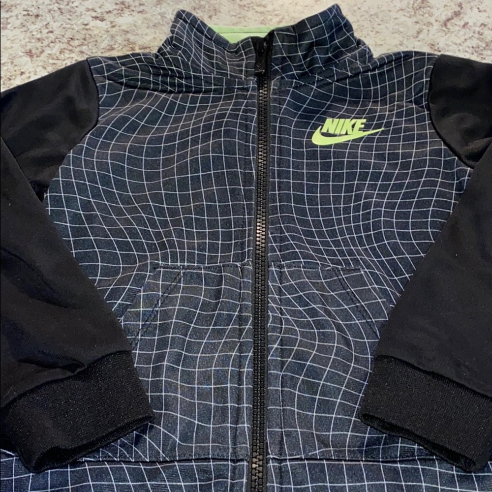 Toddler Nike Zip Up - Picture 3 of 9
